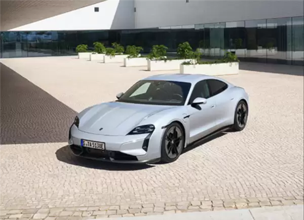 保时捷省钱新招:将合并Taycan与Panamera 单车型配齐油电混三种动力