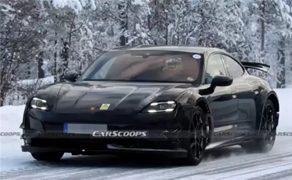 保时捷省钱新招:将合并Taycan与Panamera 单车型配齐油电混三种动力