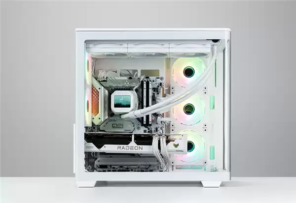 曲面海景房来了！九州风神新机箱首发699元 双仓结构设计