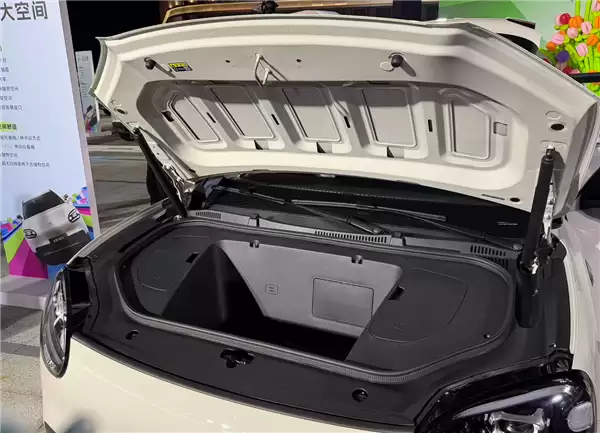 吉利星愿强敌来袭 奇瑞QQ3 EV预售：6.892万起