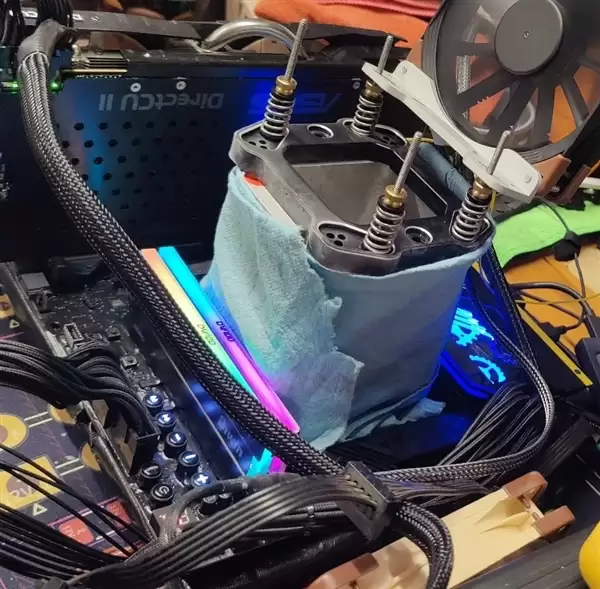 新王登基！9950X3D创下PCMark 10 Express新纪录：华擎主板助力