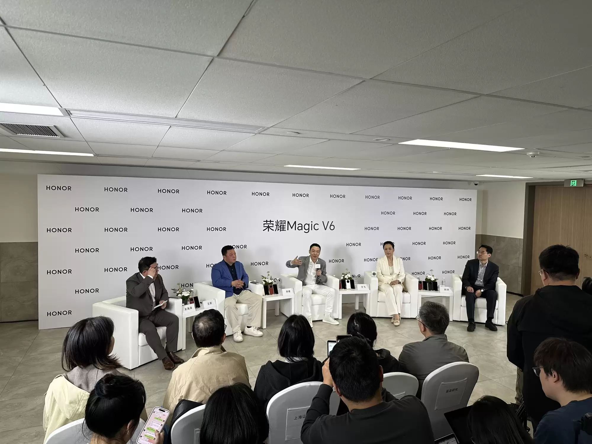 李健首提“智启人本”AHI理念，宣告行业变革时刻到来