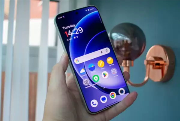 40%存储产能被AI抢占！手机圈全线涨价：或将涨到2028年