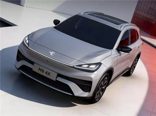 上汽名爵纯电SUV官宣:入门即搭半固态电池 续航超500km