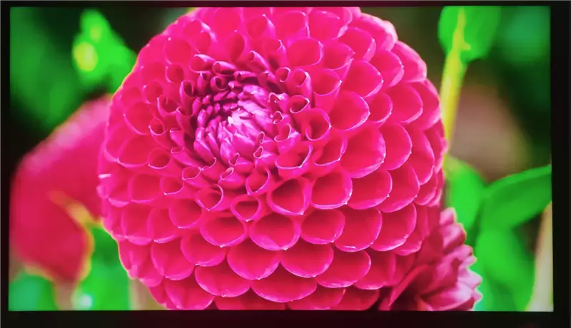 OLED时代终结者!RGB-Mini LED电视海信E8S评测:这才是好画质