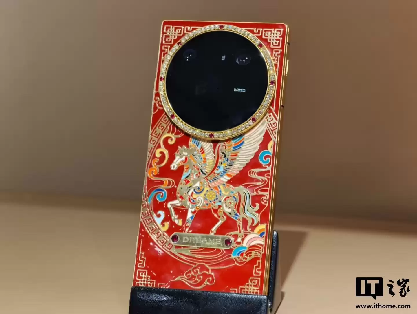 初探追觅旗舰手机：搭载第五代骁龙8至尊版处理器、预装努比亚星云AIOS系统