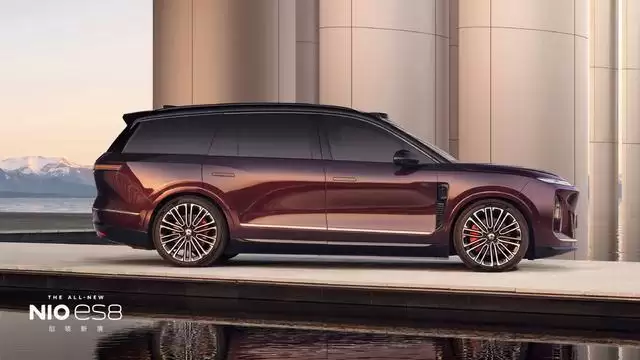 蔚来全新ES8车型M42星云红配色上市，选装价格10000元