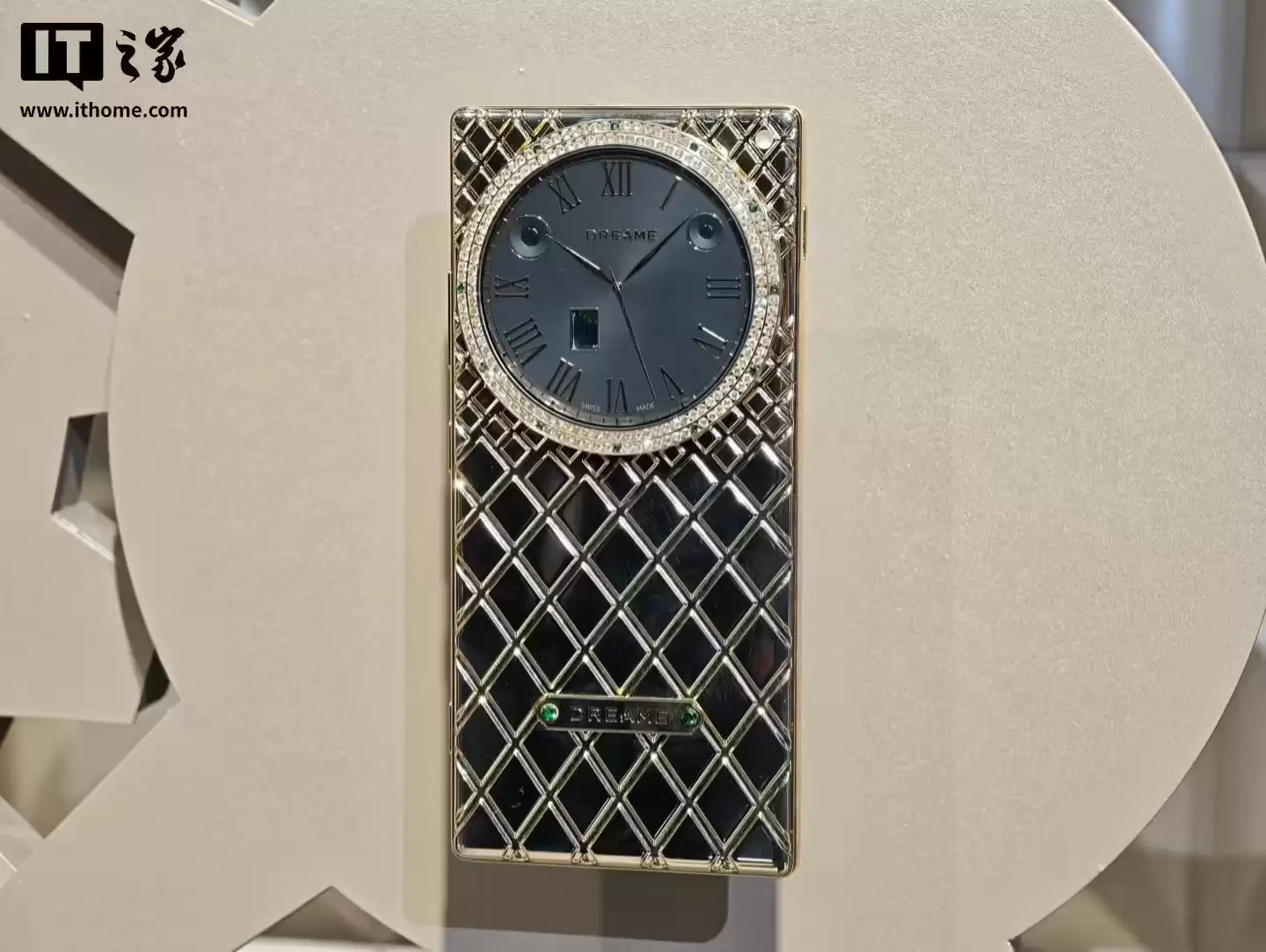 初探追觅旗舰手机：搭载第五代骁龙8至尊版处理器、预装努比亚星云AIOS系统