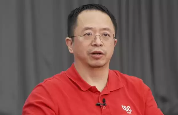 周鸿祎回应OpenClaw争议:我不认为小龙虾是病毒