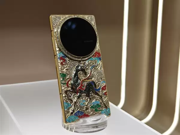 追觅豪掷100亿进入手机赛道：明年研发人员保底5000人 冲击高端市场