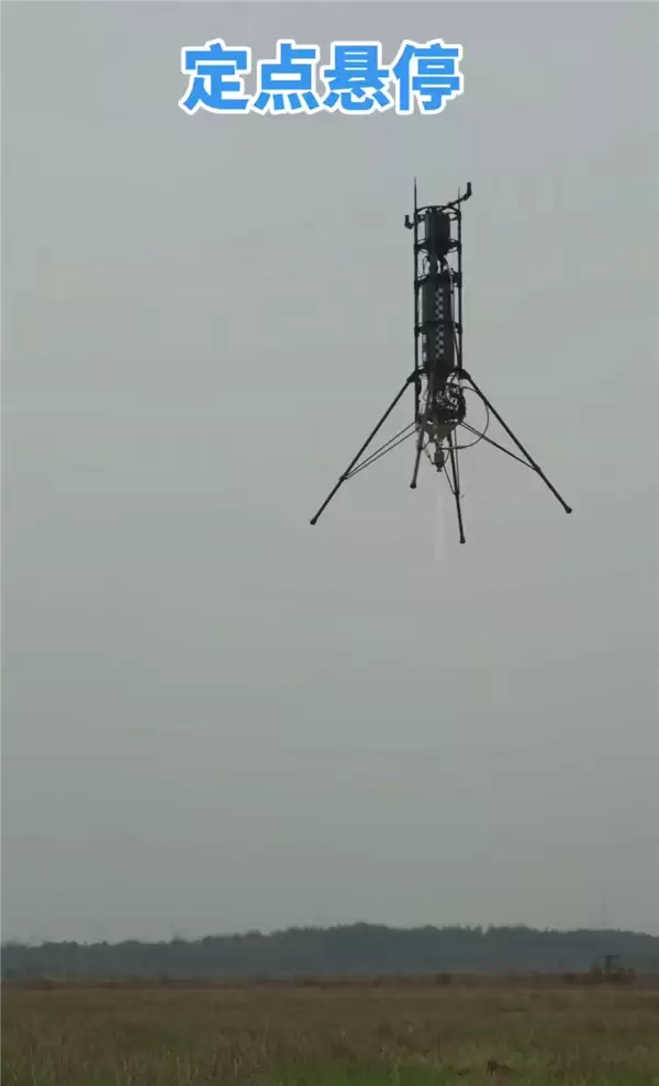 小伙手搓可悬停火箭火爆全网:被网友赞为中国版马斯克