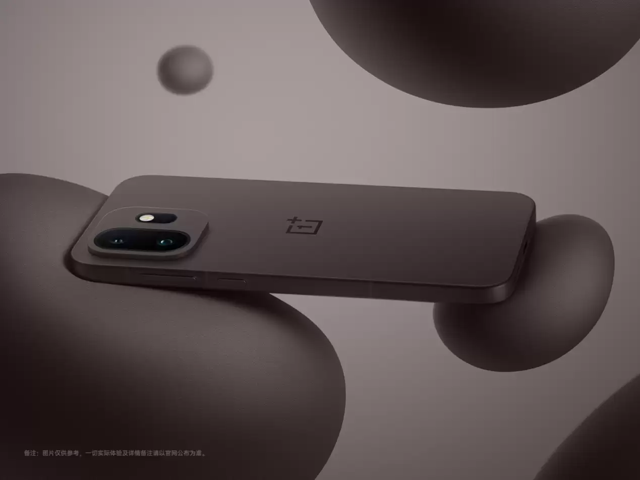 「小屏大魔王」一加 15T 外观首曝，超美小直屏惊艳亮相