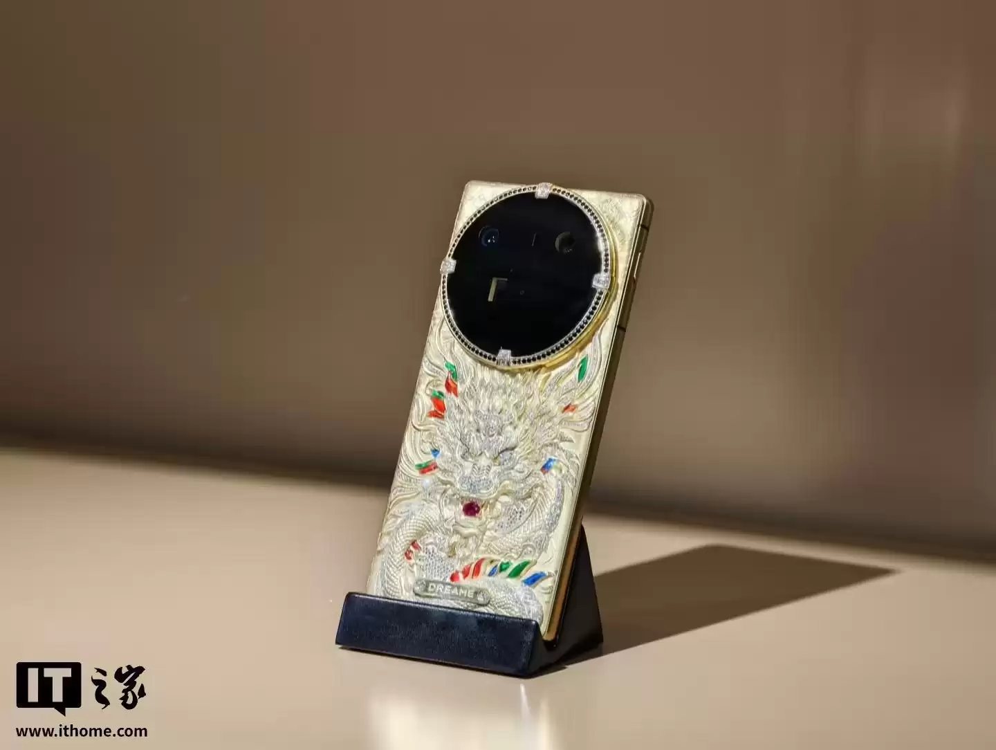 初探追觅旗舰手机：搭载第五代骁龙8至尊版处理器、预装努比亚星云AIOS系统