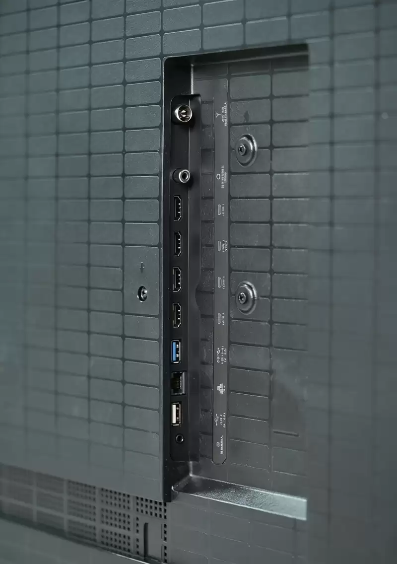 OLED时代终结者!RGB-Mini LED电视海信E8S评测:这才是好画质