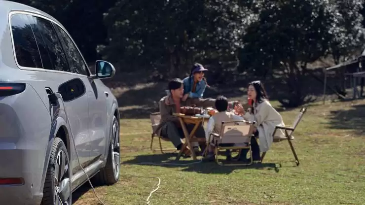 研发投入超百亿元创历史新高 全新一代理想L9具备身智能旗舰SUV将至