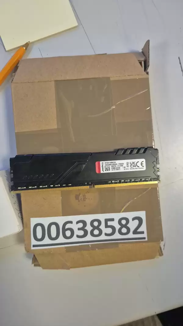 消失的内存条：用户寄修两根 金士顿仅收到一根！维权陷罗生门