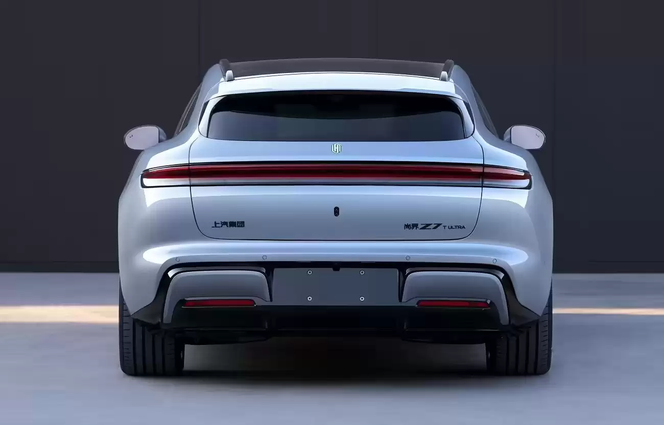 鸿蒙智行尚界Z7/Z7T工信部“证件照”公布：有“Ultra”尾标，提供170/264kW双电机车型