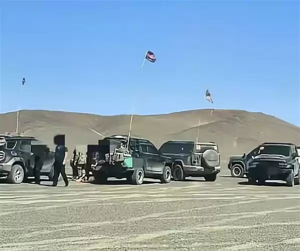 28人驾18辆越野车非法闯入罗布泊：民辅警4小时成功截停