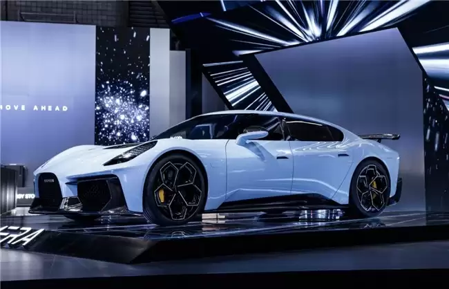 科技赋能驾趣!星尘未来汽车重磅亮相AWE2026