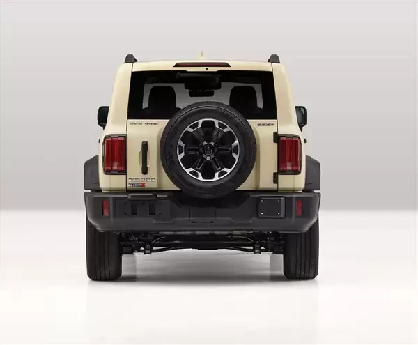 最畅销的硬派越野上新 坦克300新能源申报:车身加长、装上智驾