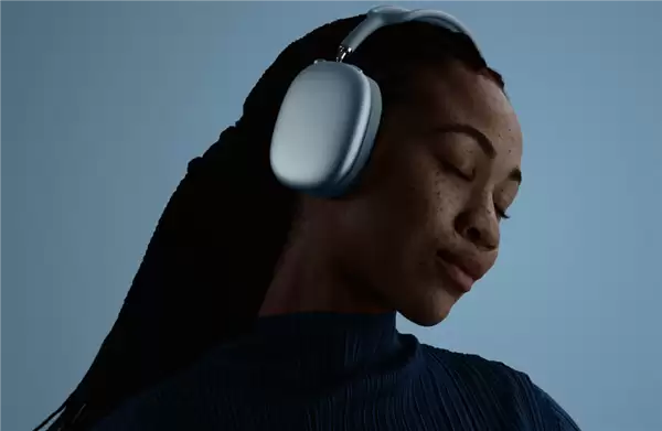 苹果AirPods Max 2正式发布：主动降噪增强1.5倍+3999元