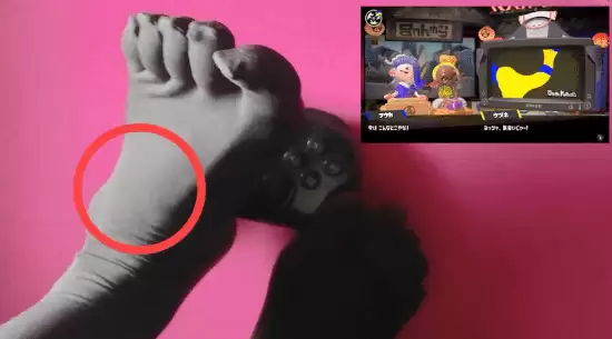 女主播常年用脚玩游戏 竟练出特殊肌肉