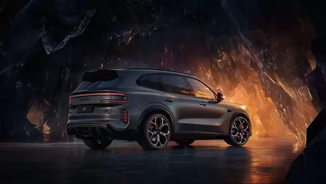 成为新公路之王？极氪8X预售37.68万元起