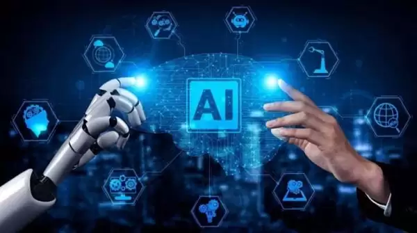 两人编造车企销量下滑谣言:使用AI洗稿70余万篇 获利8万余元已被抓