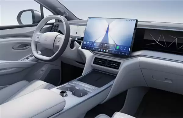 不用等！比亚迪路天承诺宋Ultra EV上市就能交付：新增暮云灰内饰