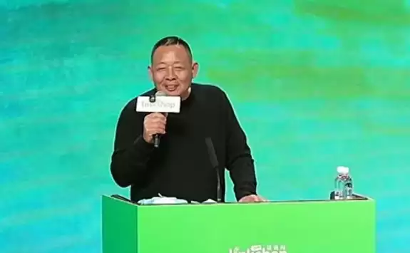 于东来许昌演讲：胖东来靠信任与假期改革重塑零售人本管理