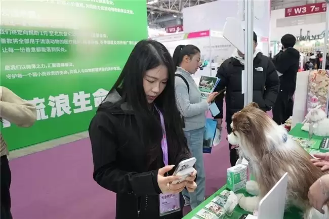 优克联双品闪耀2026京宠展，PetPhone&PetCam引领智能养宠新风潮