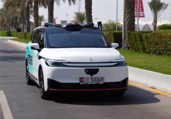 征服全球出行巨头！Lyft CEO亲测萝卜快跑：当场直呼Amazing