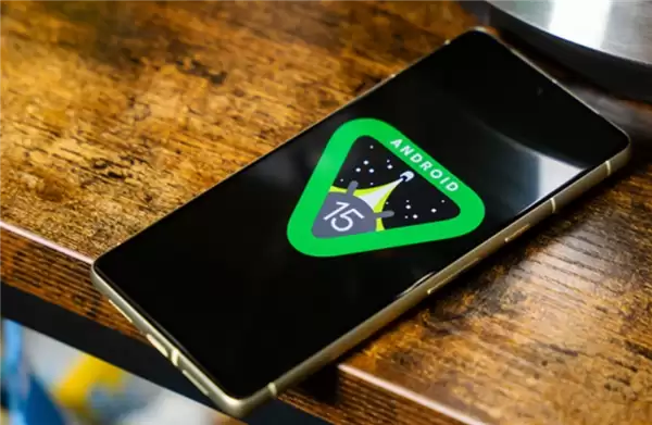 旧手机回收价狂涨五六倍！回收商：开不了机的照样高价收