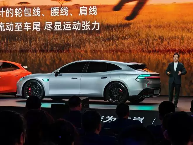 广汽+华为王炸合体!启境GT7首发十大黑科技 或能打破猎装车魔咒?