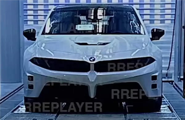 宝马首款纯电M车型iM3谍照曝光:四电机千匹马力+亚麻纤维内饰