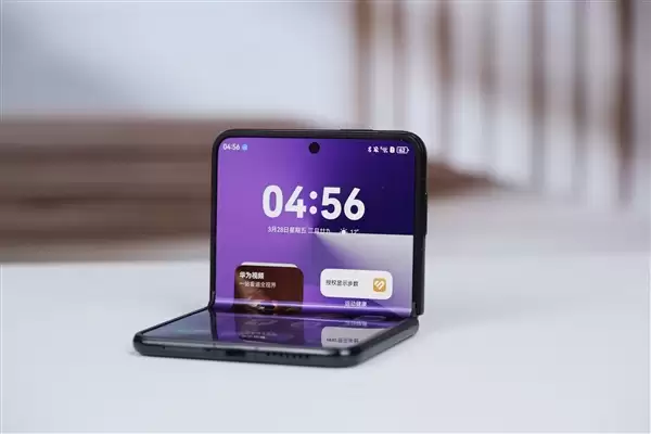 全球首创阔折叠!华为Pura X全新配色型格橙、型格紫来了