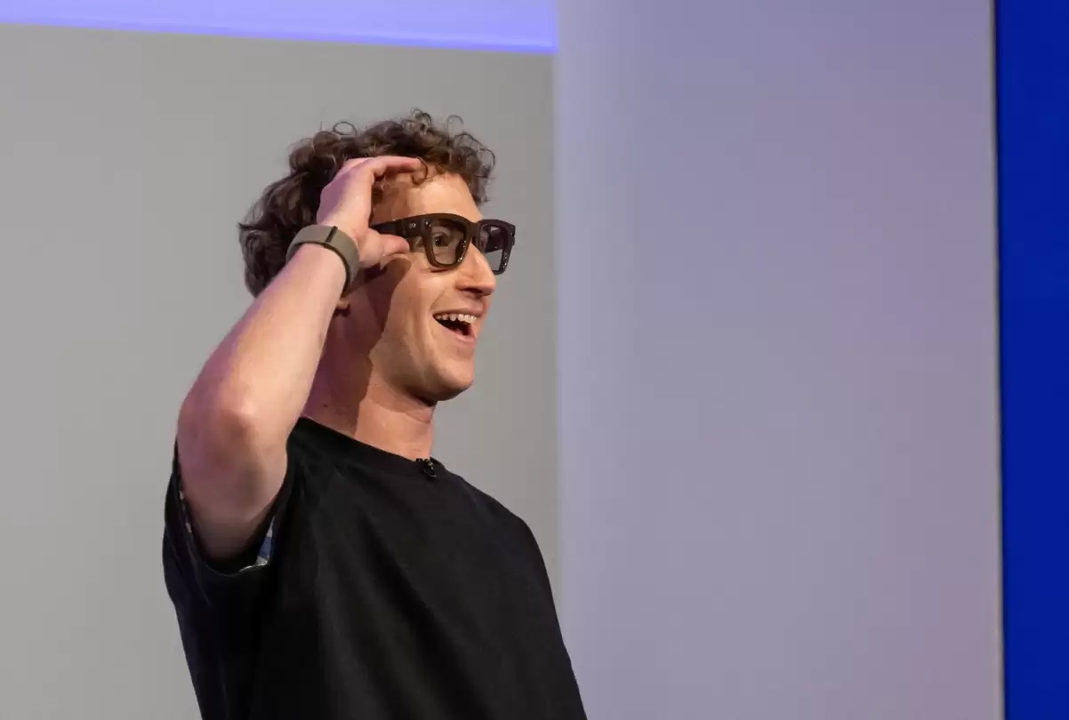 扎克伯格的AI眼镜野心受阻:新显示屏眼镜无缘欧盟