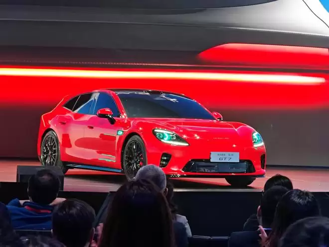 广汽+华为王炸合体!启境GT7首发十大黑科技 或能打破猎装车魔咒?