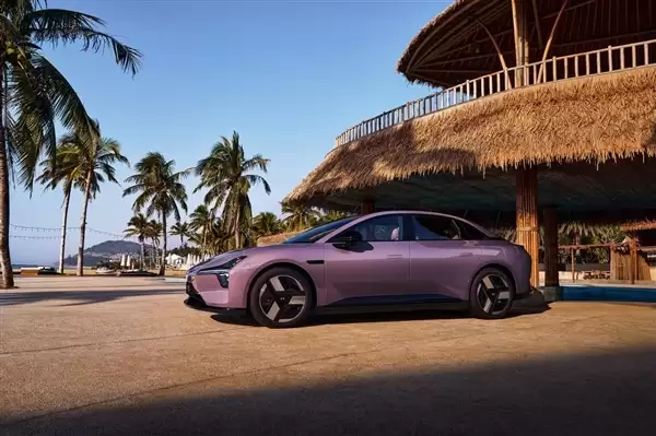 女车主奇多 新款小鹏MONA M03官图发布：全方位大升级