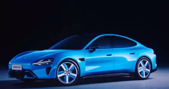 小米SU7热销破3万单,高端用户占比攀升,2025年交付41.1万辆