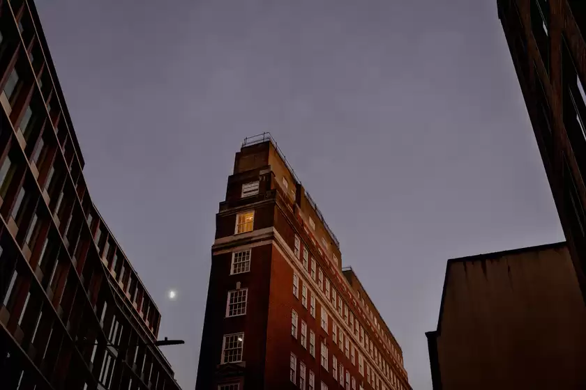 地球一小时，以尼康还原夜色纯粹