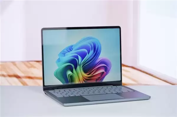 想买的再等等！微软Surface Pro/Laptop新品曝光：发布时间临近