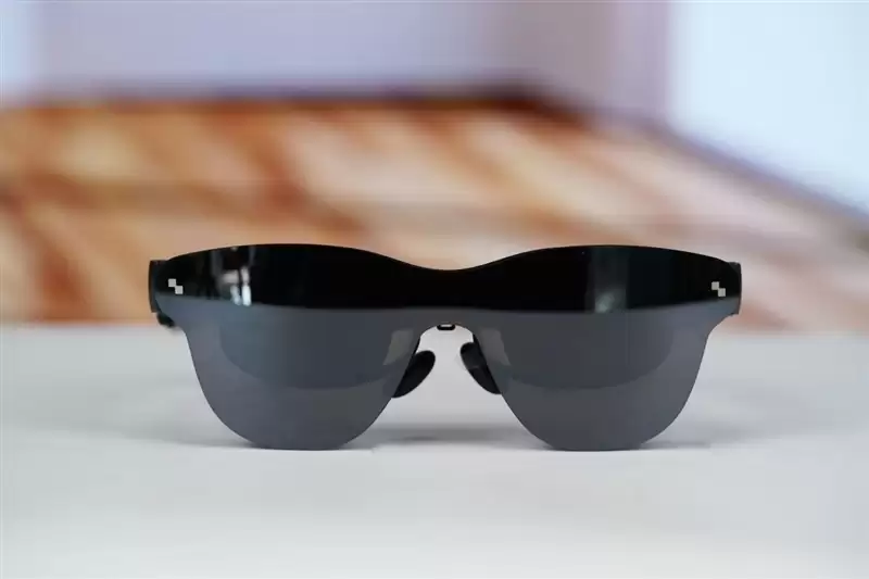 颜值拉满+配置能打 雷鸟Air 4 Pro蝙蝠侠限定版深度评测:76g的口袋巨幕 DC粉丝必冲