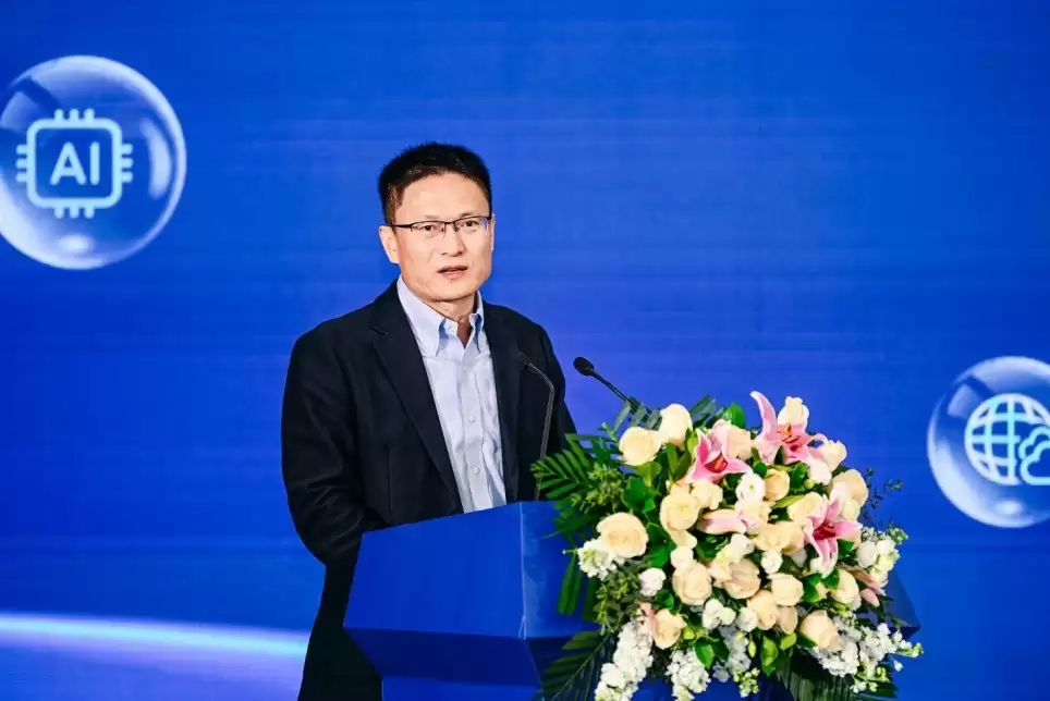 华为方坤鹏：构筑公路数智底座，加速行业转型升级