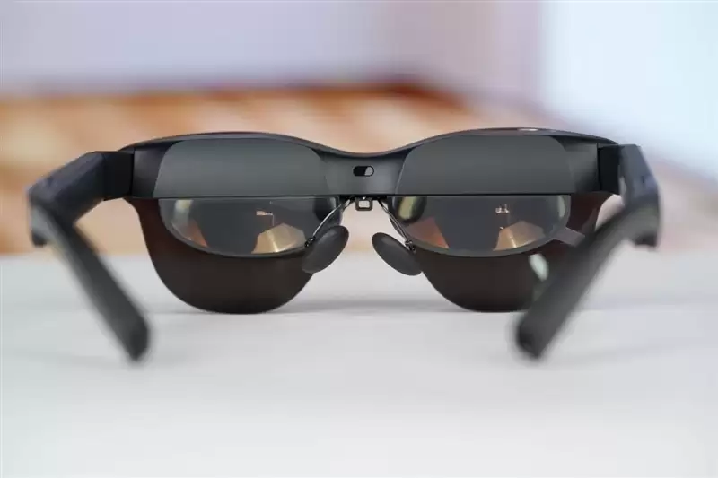 颜值拉满+配置能打 雷鸟Air 4 Pro蝙蝠侠限定版深度评测:76g的口袋巨幕 DC粉丝必冲