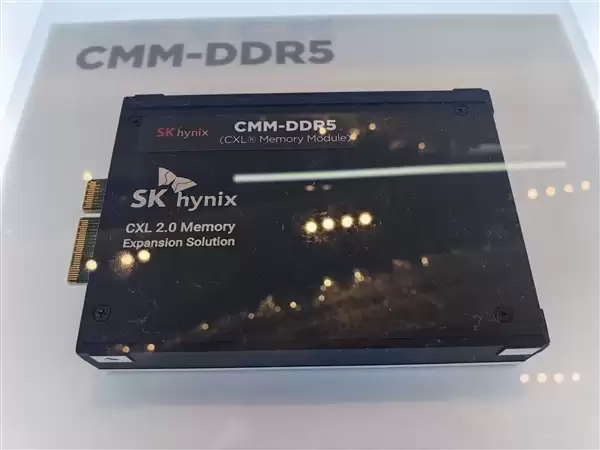 SK海力士亮出最新CMM-DDR5内存:单条128GB+、带宽36GB/s!