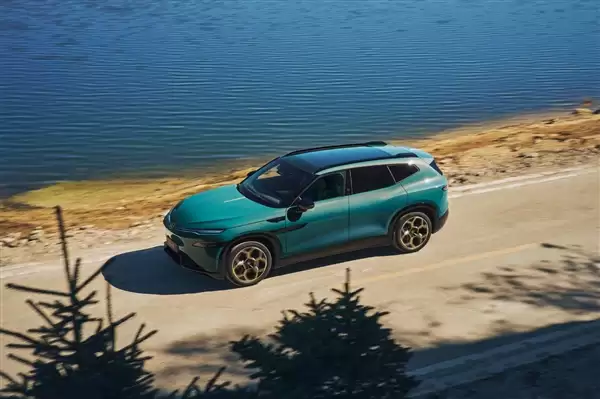 小鹏第二代VLA首次外供 大众安徽与众08开售:23.99万起