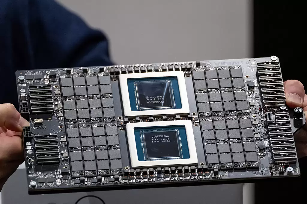 \ VCG31N2266693731_83b5beb87bd5445aafc373df9f6c8f7e_1774422689.jpg