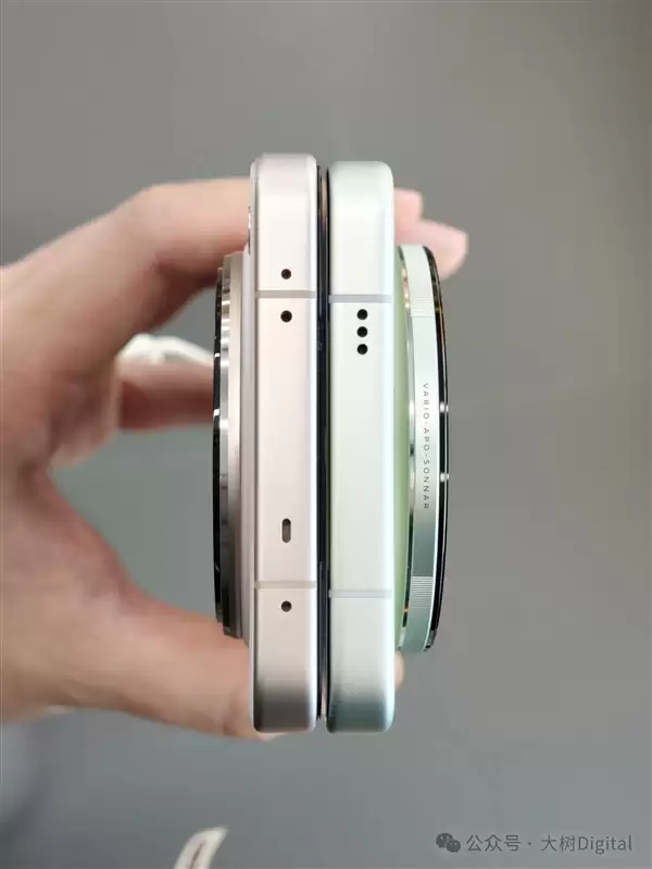 vivo X300 Ultra真机实拍：双拼色+大圆Deco 相机感十足