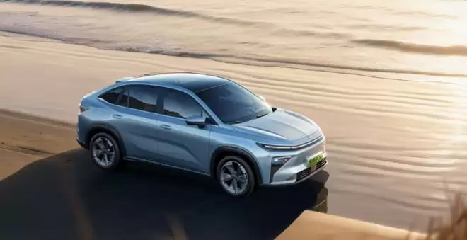 综合续航1525km 博越REV预售12.79万元起